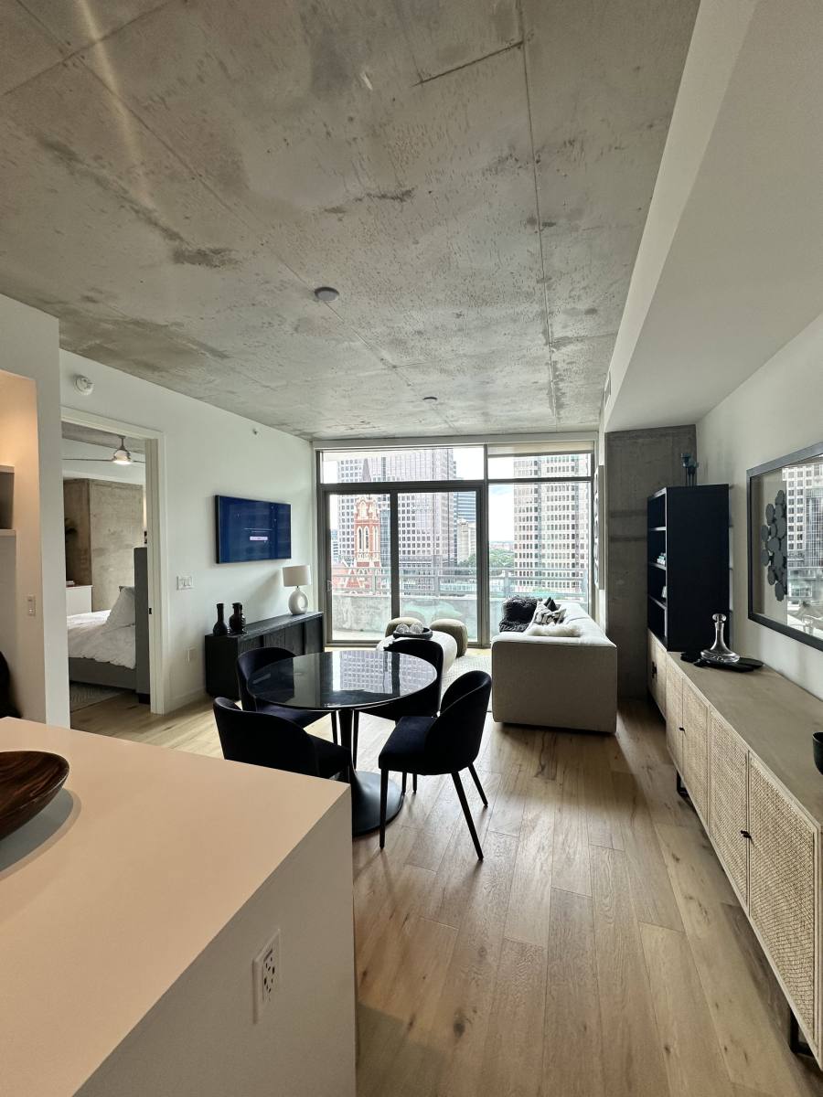 Apartment for rent at 1801 N Pearl St #1201, Dallas, TX 75201