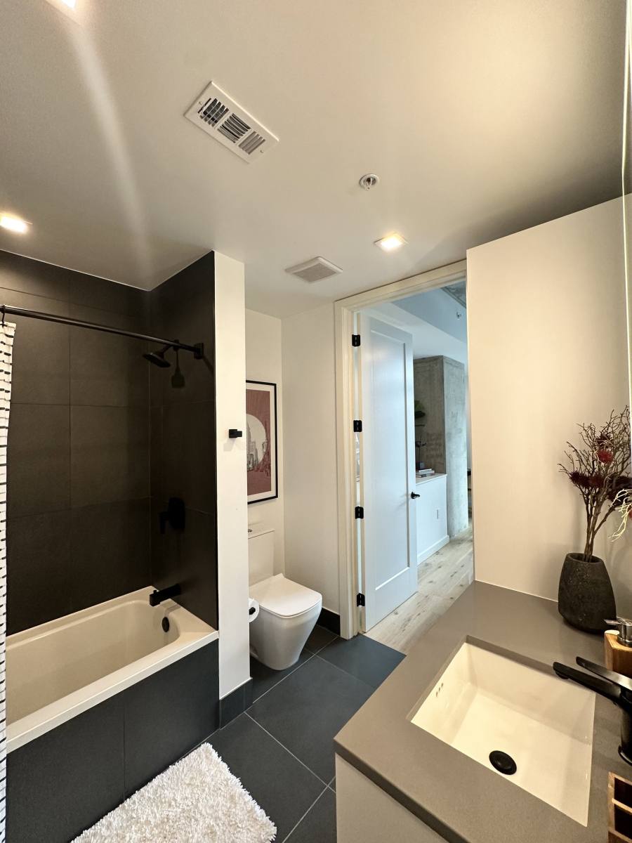 Apartment for rent at 1801 N Pearl St #1201, Dallas, TX 75201