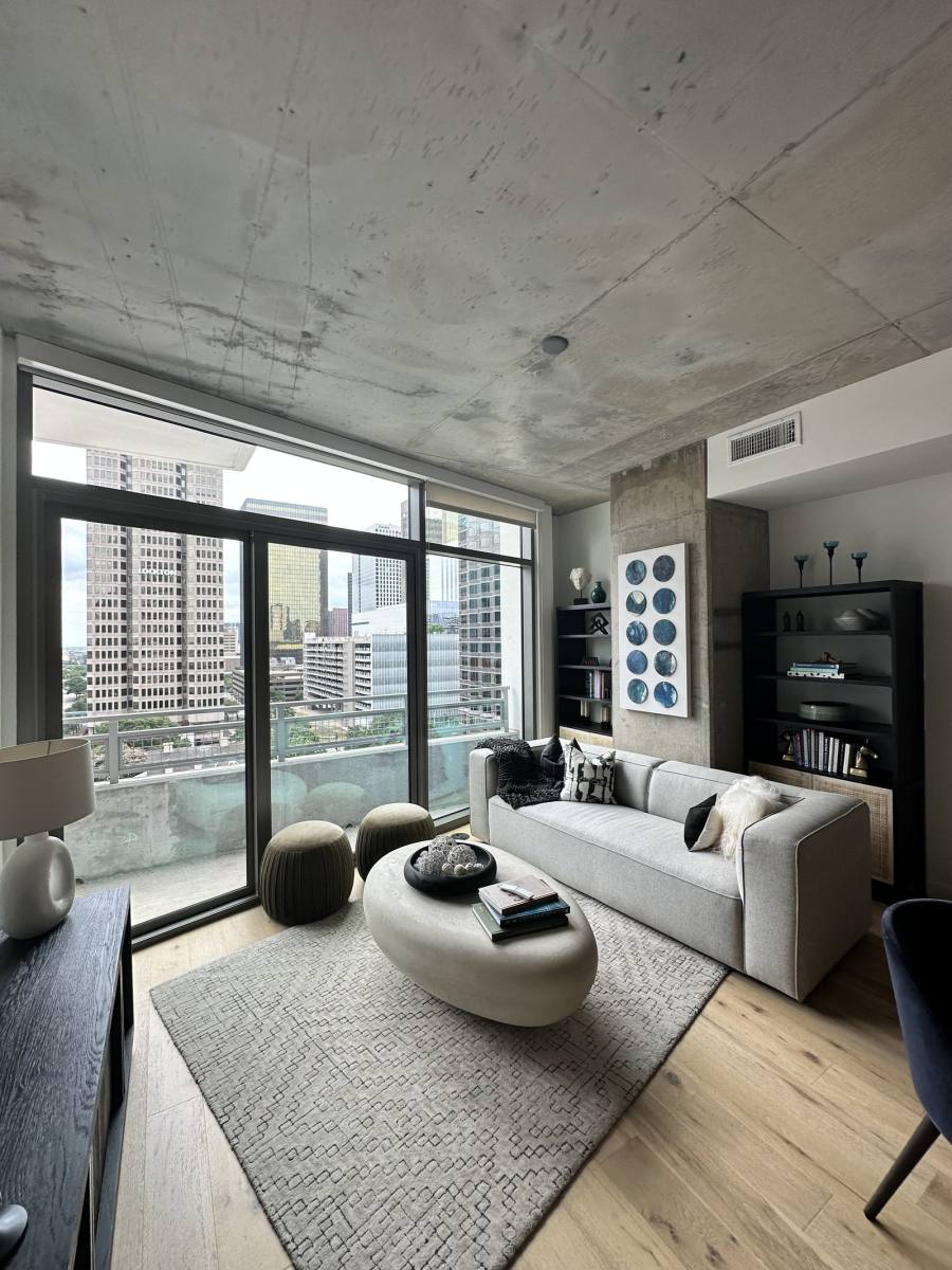Apartment for rent at 1801 N Pearl St #1201, Dallas, TX 75201