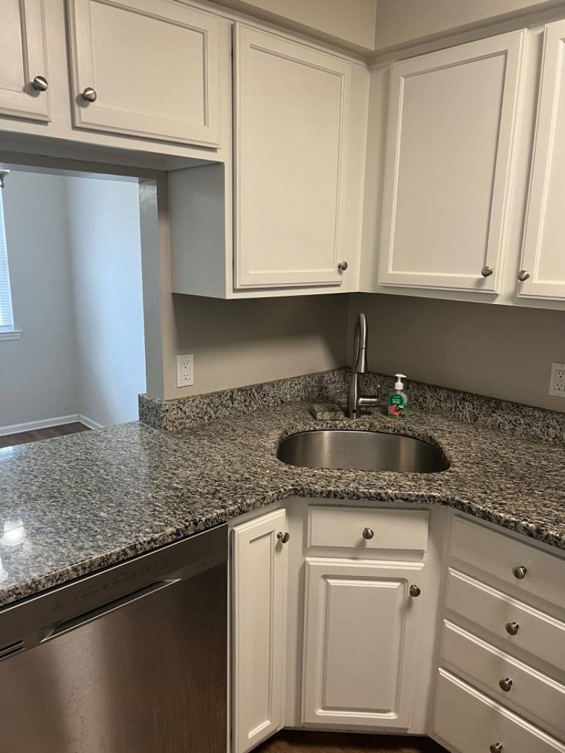 Townhouse for rent at 72 Boyd St, Newark, NJ 07103