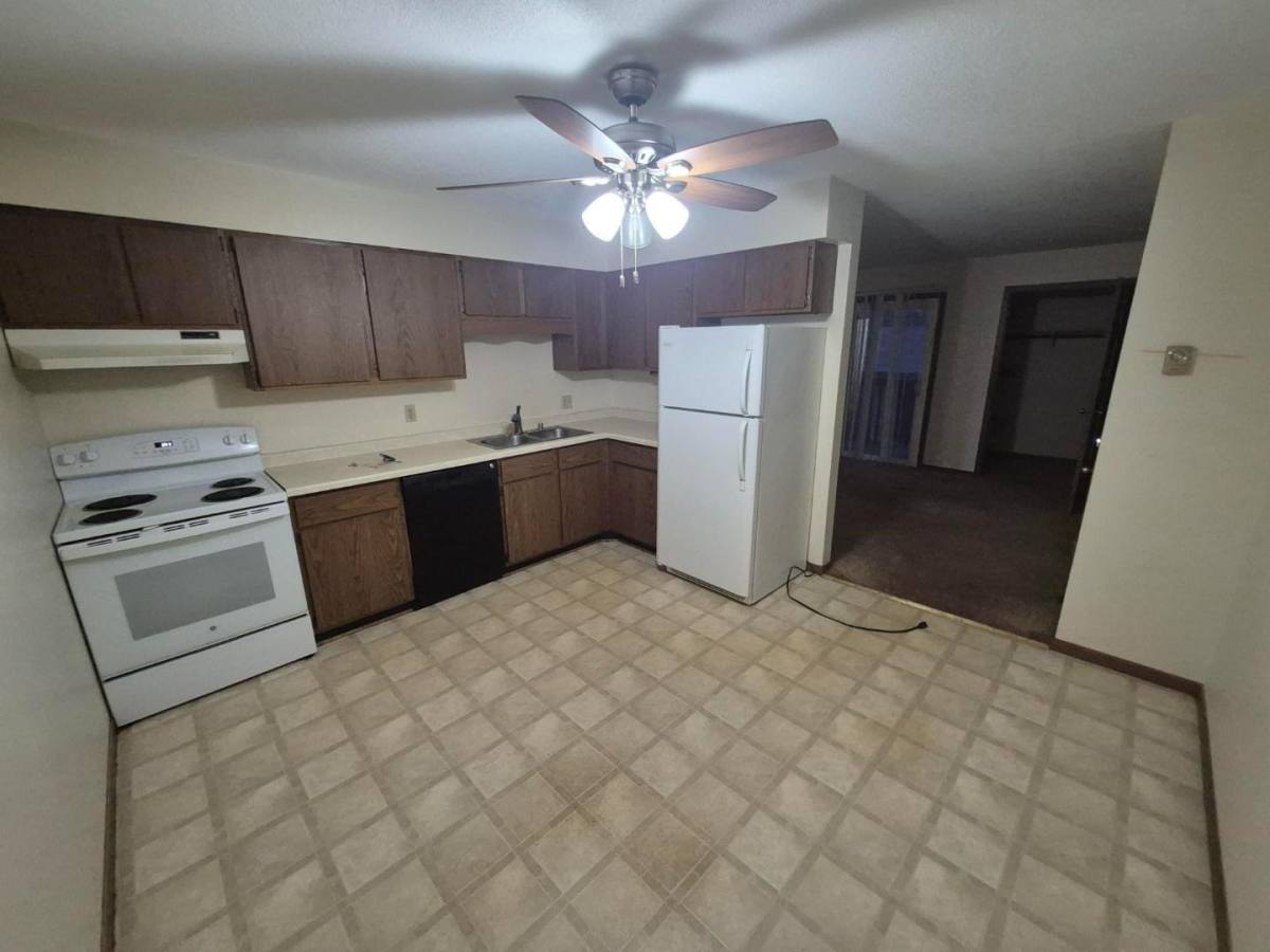 Apartment for rent at 330 Hillside Circle #5, Baldwin, WI 54002