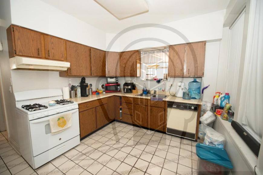 Apartment for rent at 5051 W Berenice #2, Chicago, IL 60641