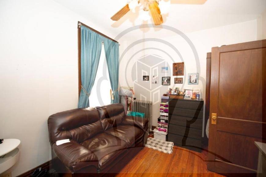 Apartment for rent at 5051 W Berenice #2, Chicago, IL 60641