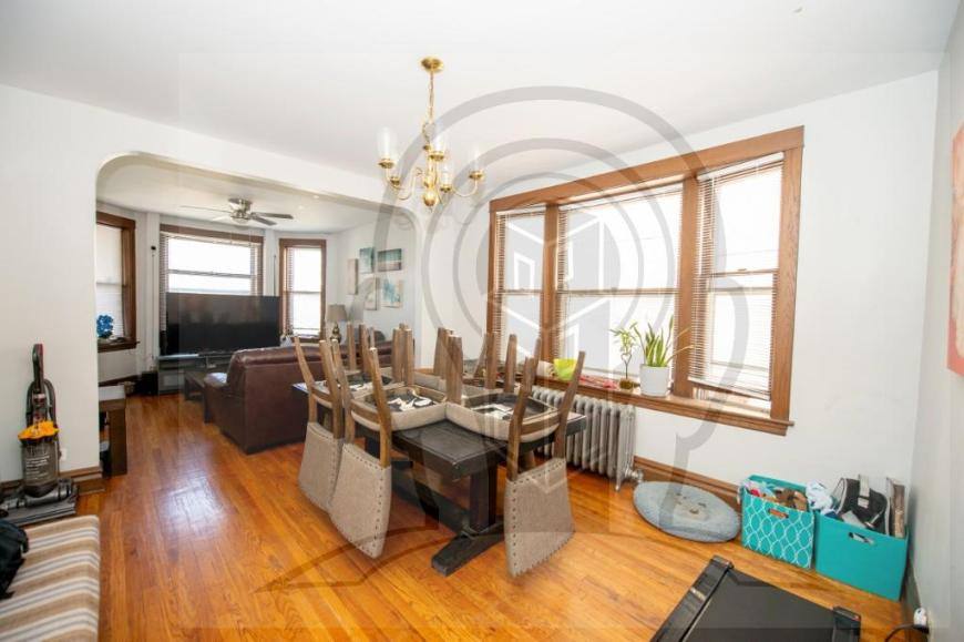 Apartment for rent at 5051 W Berenice #2, Chicago, IL 60641