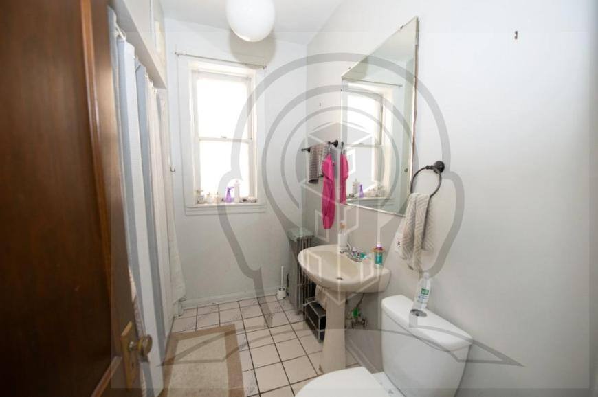 Apartment for rent at 5051 W Berenice #2, Chicago, IL 60641