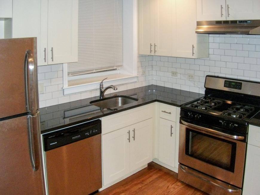 Apartment for rent at 853 W Cornelia #1S, Chicago, IL 60657