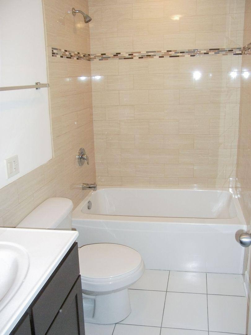 Apartment for rent at 853 W Cornelia #1S, Chicago, IL 60657