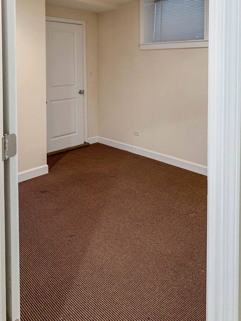 Apartment for rent at 853 W Cornelia #1S, Chicago, IL 60657