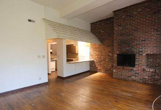 Apartment for rent at 873 W Lill, Chicago, IL 60614