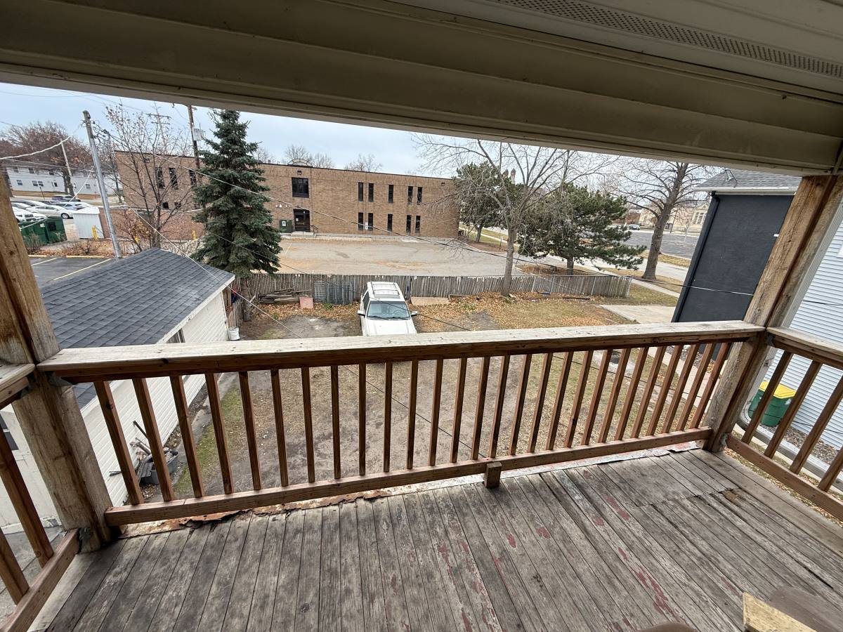 Apartment for rent at 710 Pine St #PINE B, Green Bay, WI 54301