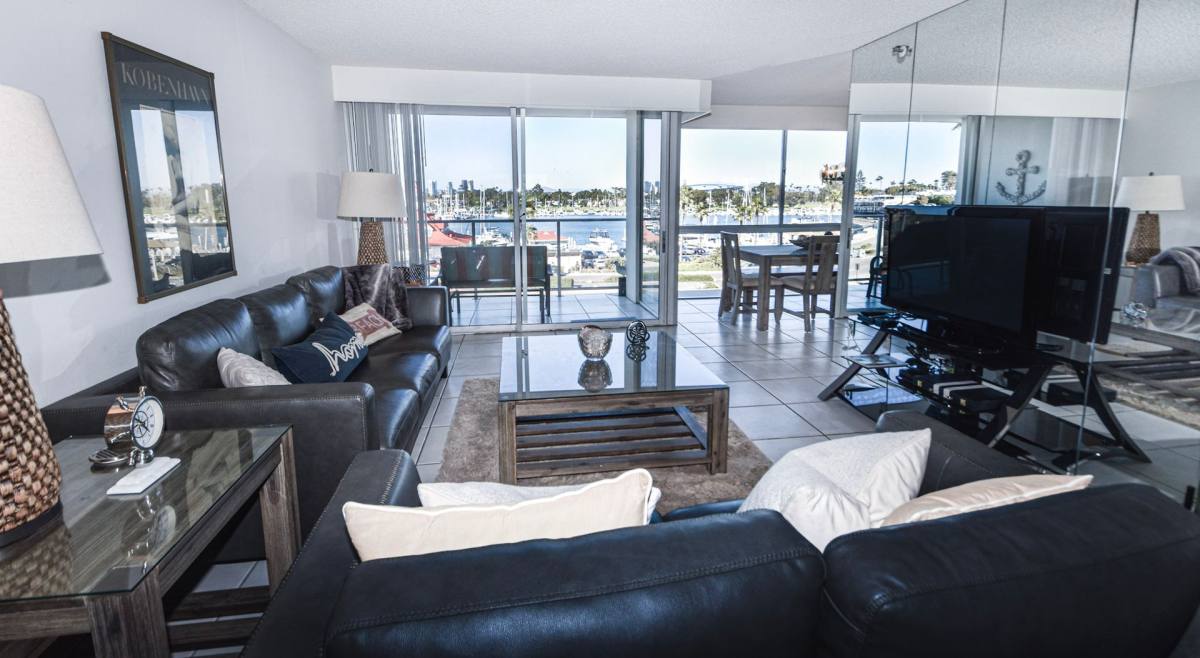 Apartment for rent at 1710 Avenida Del Mundo, Coronado, CA 92118