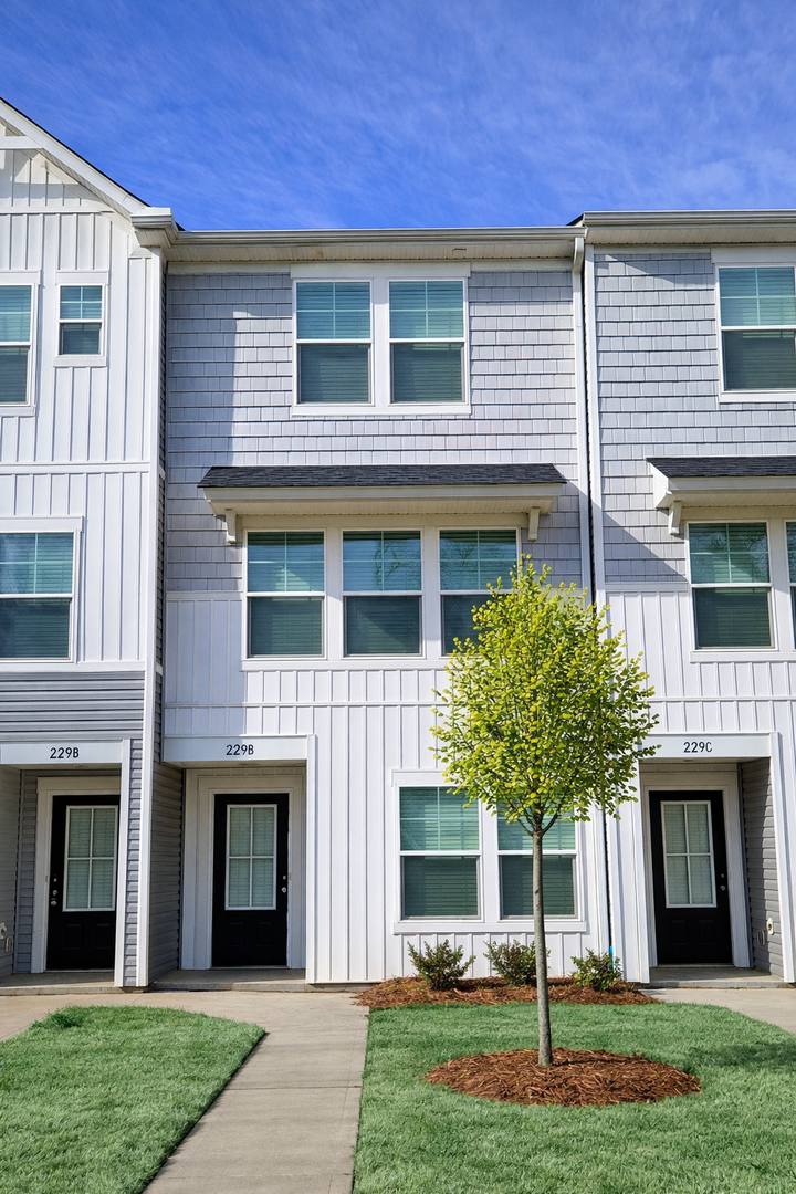 Townhouse for rent at 229 Kennerly Ave, Mooresville, NC 28115