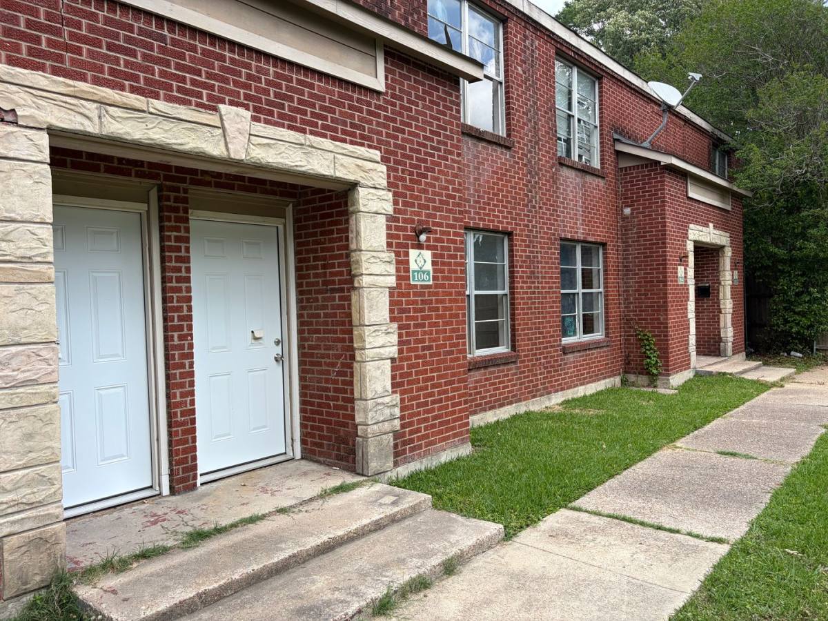 Apartment for rent at 1625 Centenary Blvd, Shreveport, LA 71101