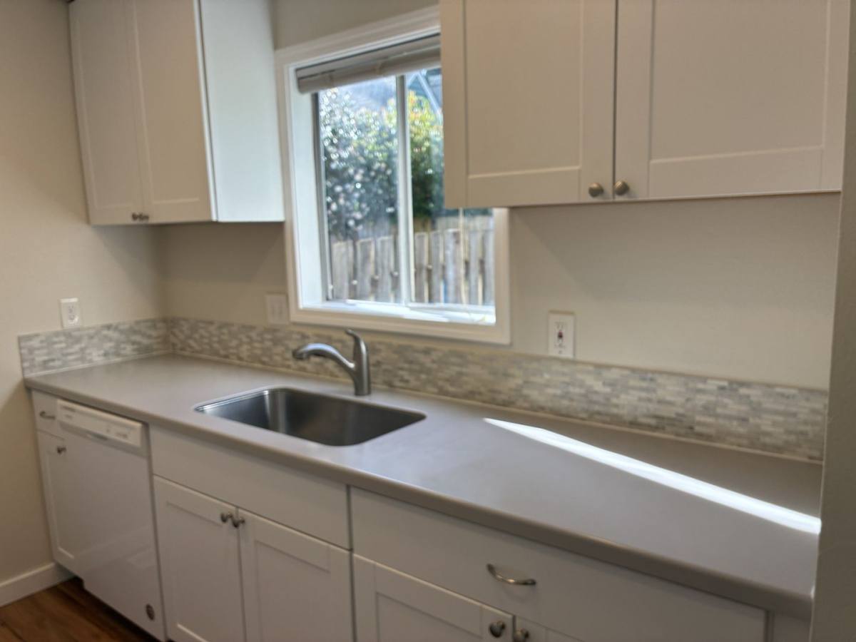 Apartment for rent at 5555-5557 SW Lombard Ave, Beaverton, OR 97005