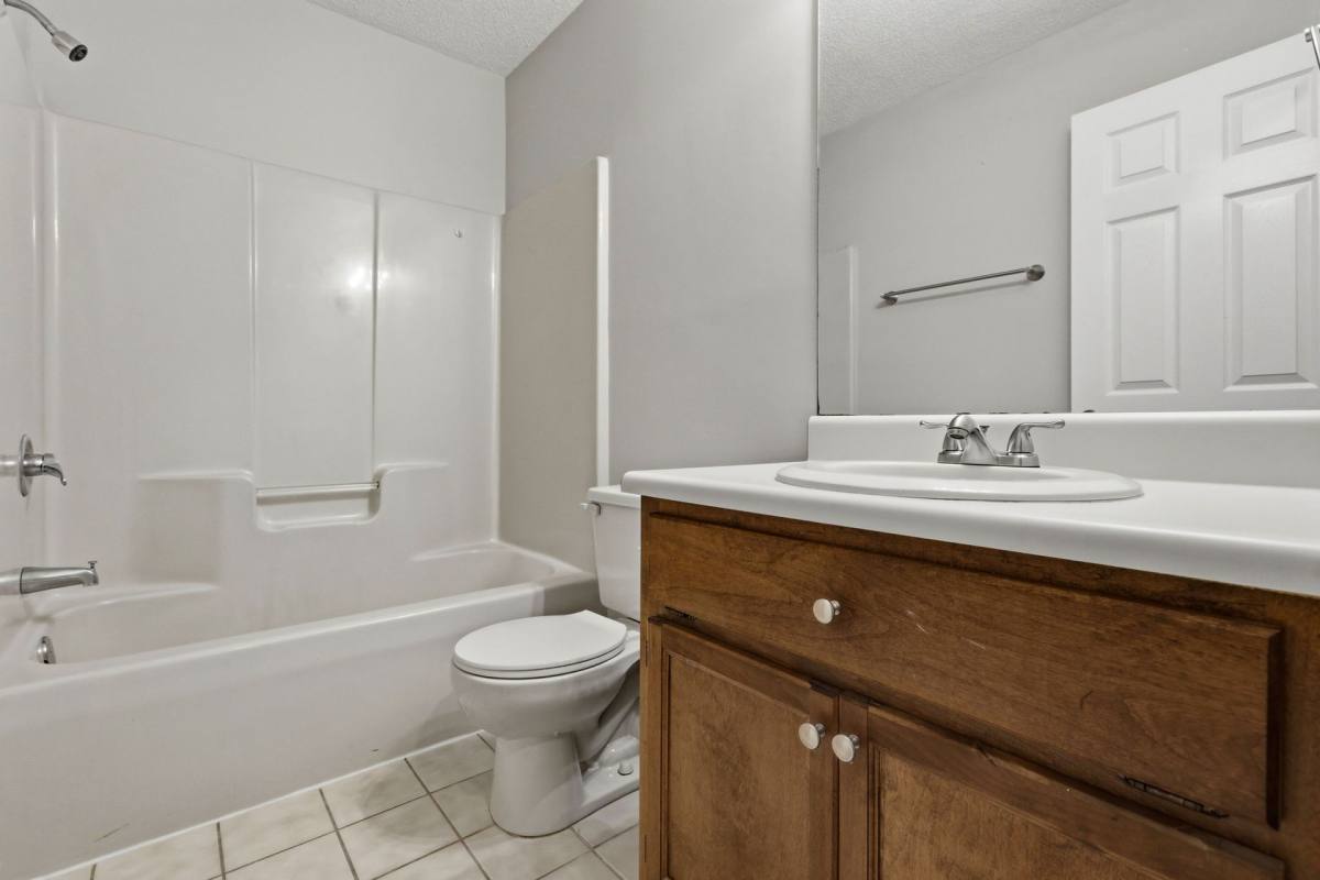 Townhouse for rent at 1402 Catherine Dr, Phenix City, AL 36867