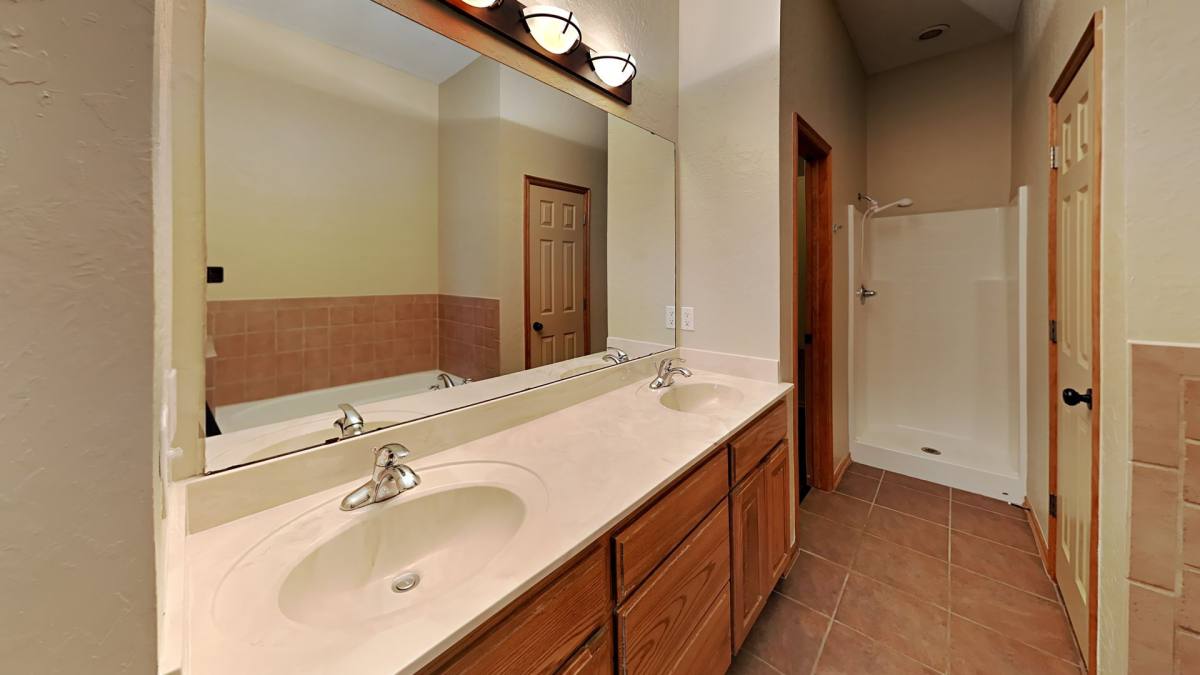 House for rent at 16409 Stoneview Dr, Oklahoma City, OK 73170