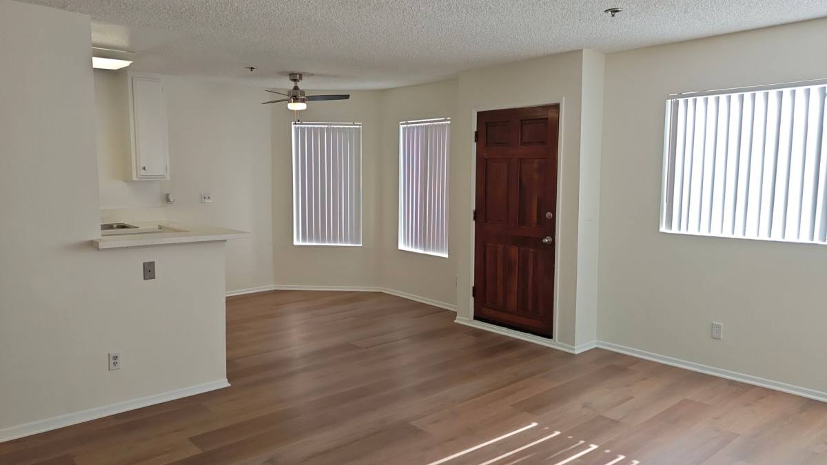 Apartment for rent at 1234 E California Ave, Glendale, CA 91206