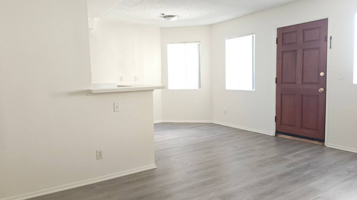 Apartment for rent at 1234 E California Ave, Glendale, CA 91206