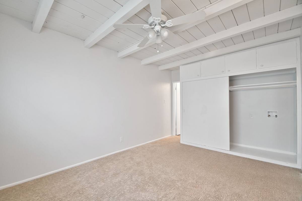 Apartment for rent at 221 39th St, Manhattan Beach, CA 90266