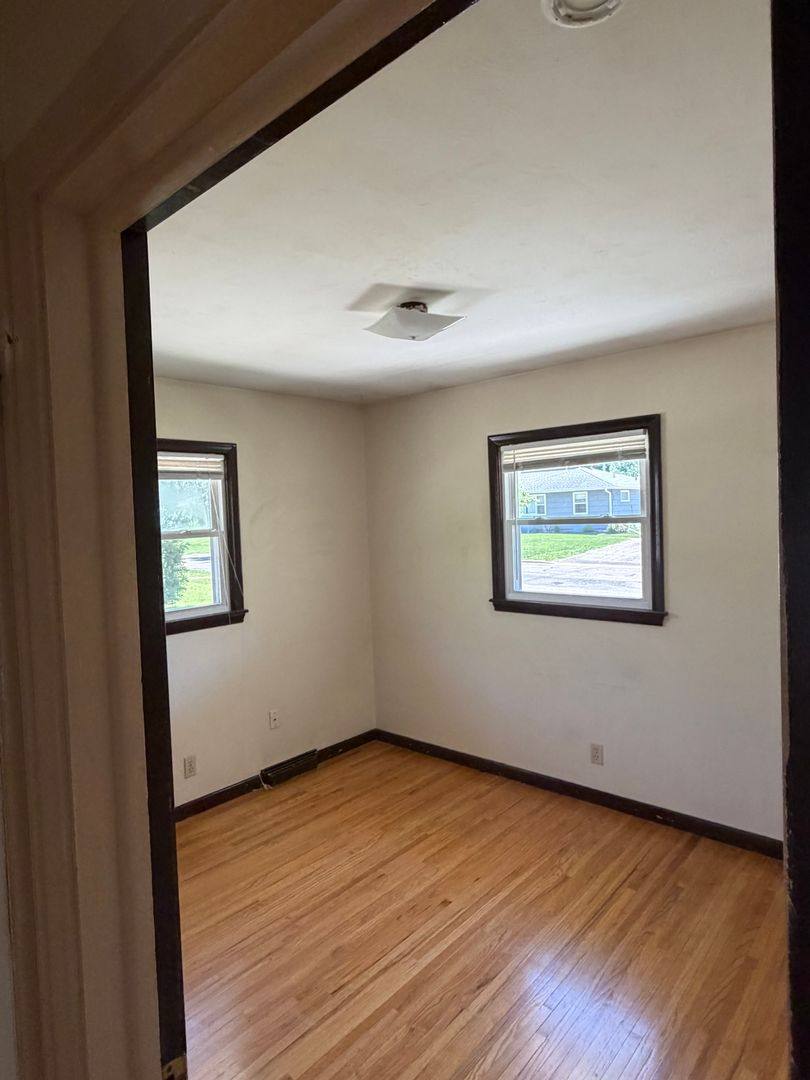 Townhouse for rent at 704 Robinwood Lane, Hopkins, MN 55305