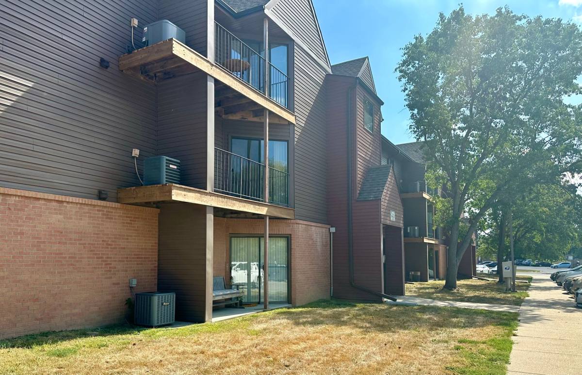 Apartment for rent at 4121 Normal Blvd, Lincoln, NE 68506