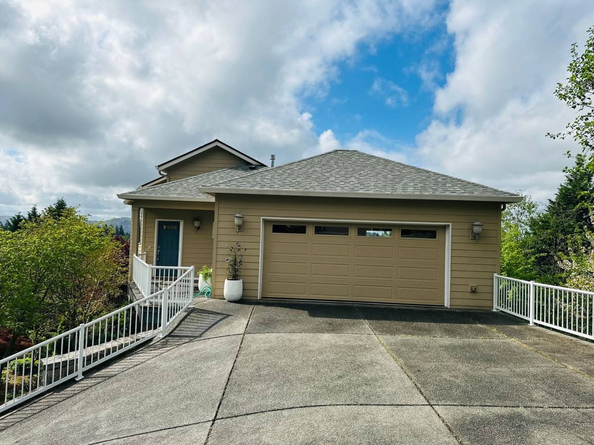 House for rent at 1875 N 15th Court, Washougal, WA 98671