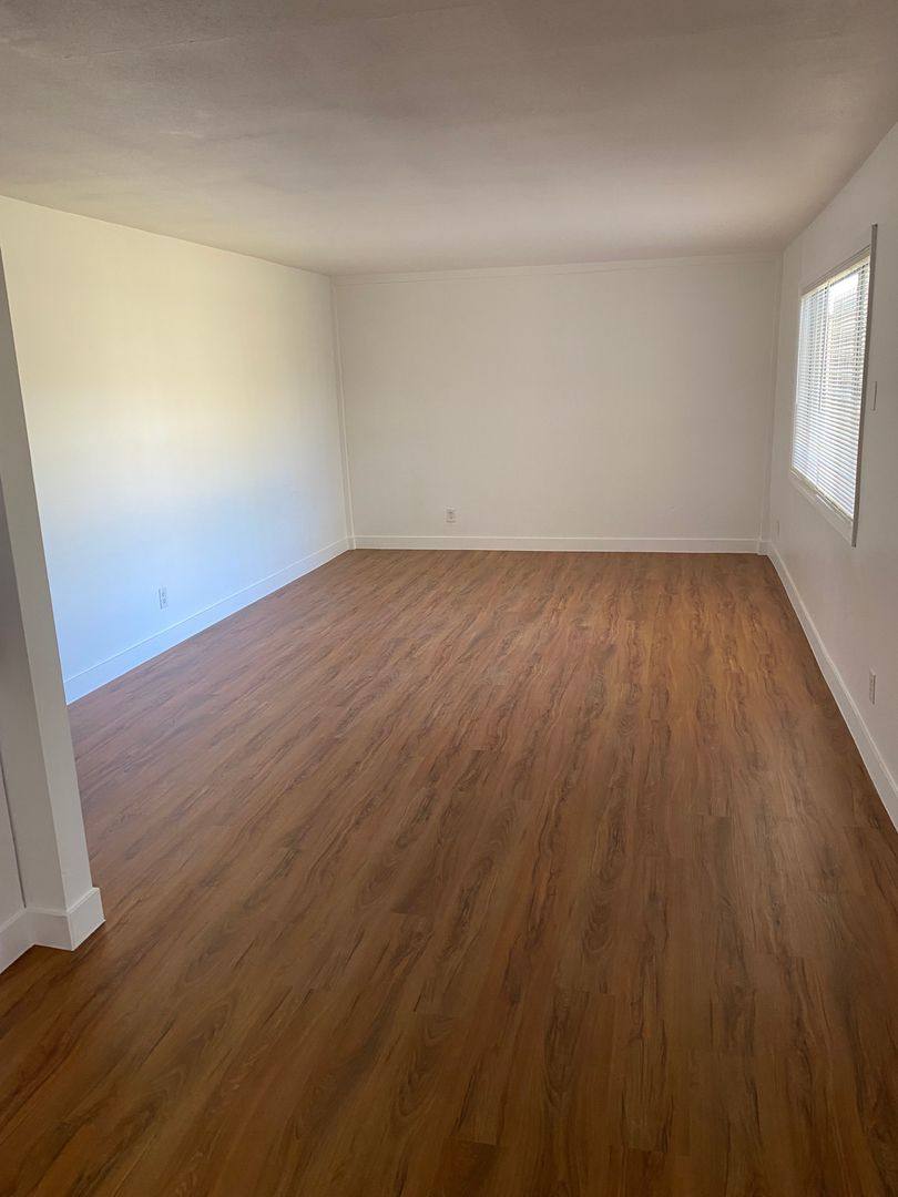 Apartment for rent at 421 N Willowbrook Ave, Compton, CA 90220