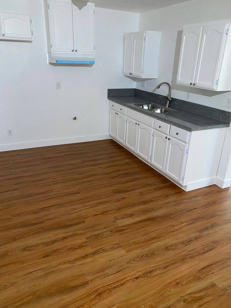 Apartment for rent at 421 N Willowbrook Ave, Compton, CA 90220