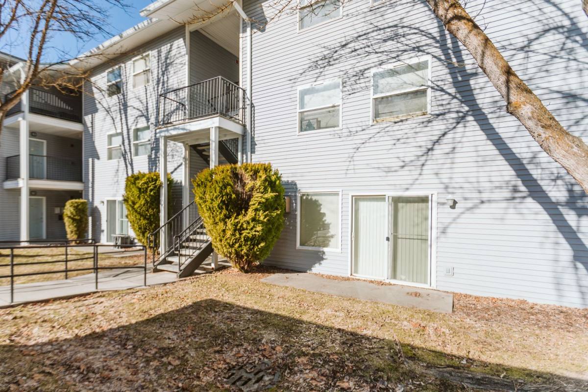 Apartment for rent at 3025 S Cook St, Spokane, WA 99223