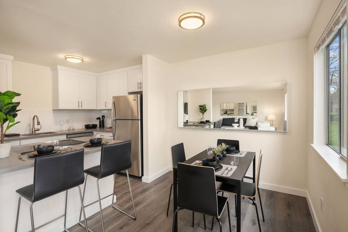 Apartment for rent at 1412 SW 312th St, Federal Way, WA 98023