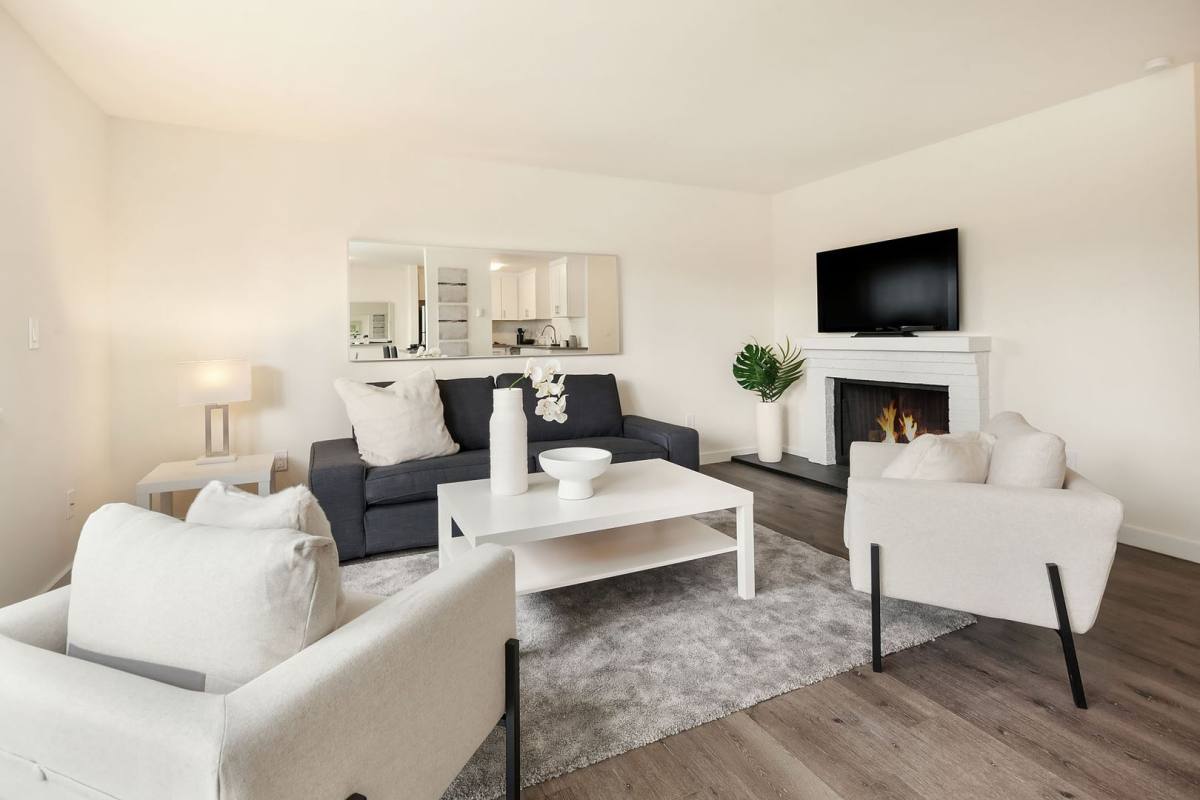 Apartment for rent at 1412 SW 312th St, Federal Way, WA 98023