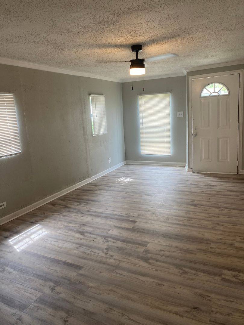 House for rent at 1612 Hill St, Bossier City, LA 71111