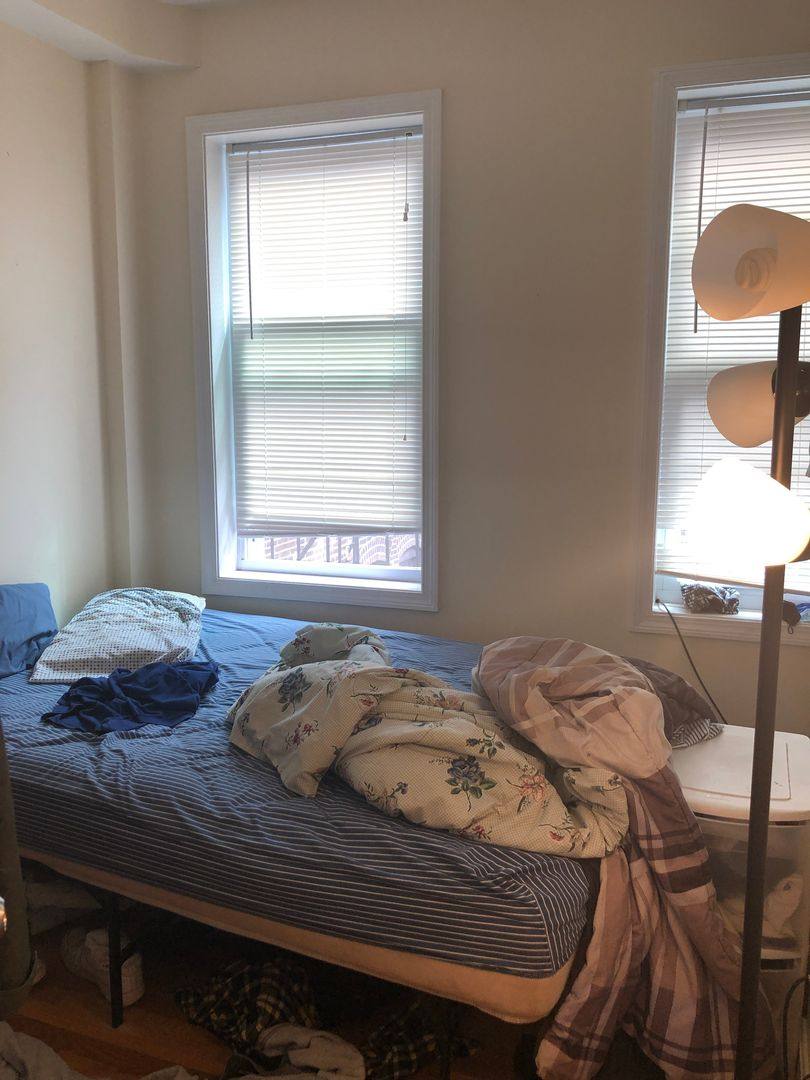 Apartment for rent at 27 Phillips St #3, Boston, MA 02114