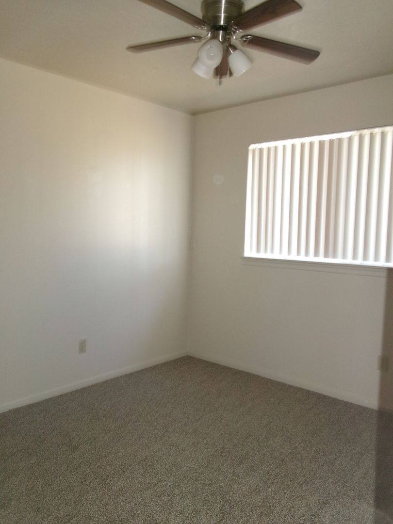Apartment for rent at 9404-9406 Lenox Place, Stockton, CA 95209