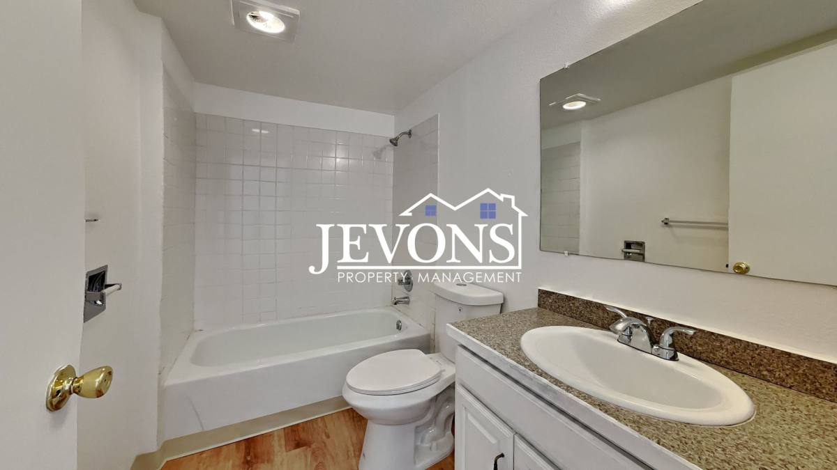 Apartment for rent at 1722 E 56th St, Tacoma, WA 98404