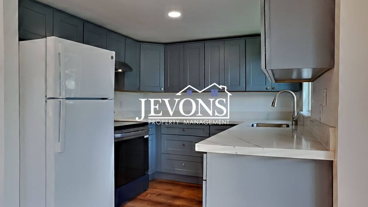 Apartment for rent at 1722 E 56th St, Tacoma, WA 98404