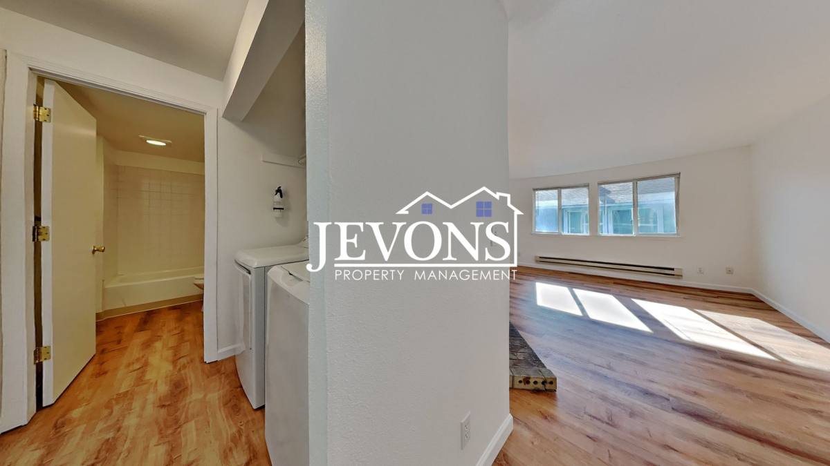 Apartment for rent at 1722 E 56th St, Tacoma, WA 98404