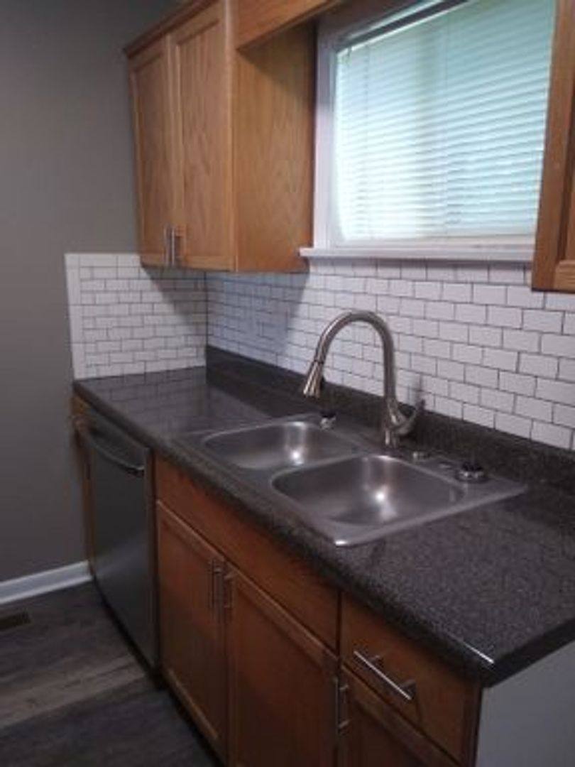 Apartment for rent at 101 Cavin Ave, Belmont, NC 28012