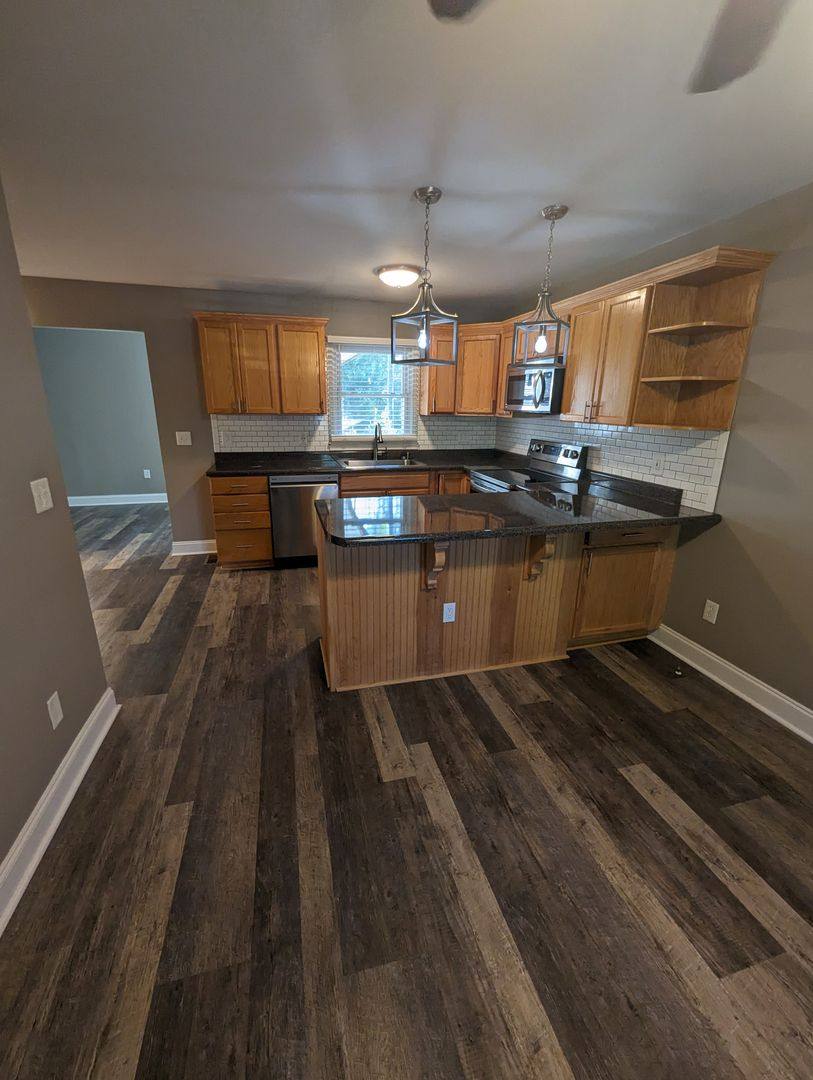 Apartment for rent at 101 Cavin Ave, Belmont, NC 28012