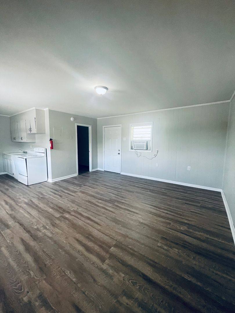 Apartment for rent at 210 Martin Ave, Lewisburg, TN 37091