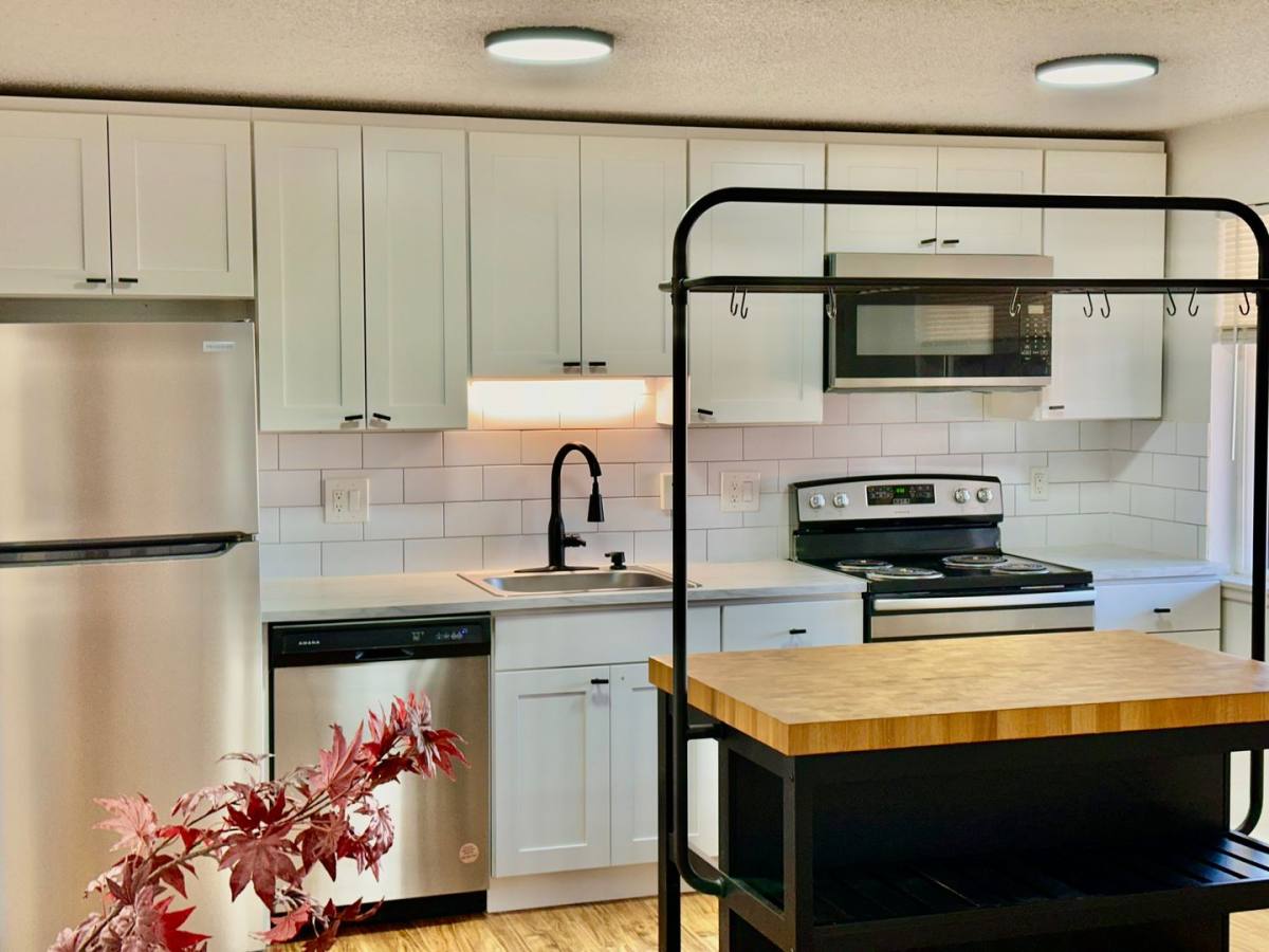 Apartment for rent at 502 8th St NE, Auburn, WA 98002