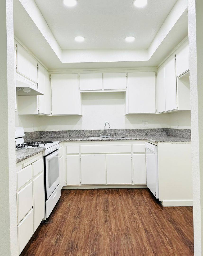 Apartment for rent at 12671 Main St, Garden Grove, CA 92840