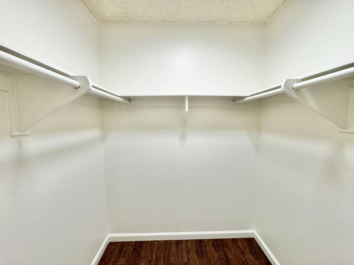 Apartment for rent at 12671 Main St, Garden Grove, CA 92840