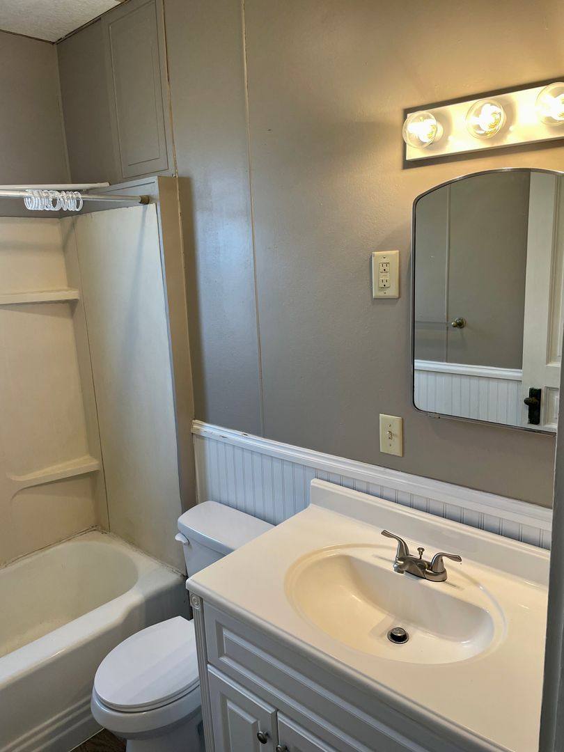 Apartment for rent at 412 W Market, Bluffton, IN 46714