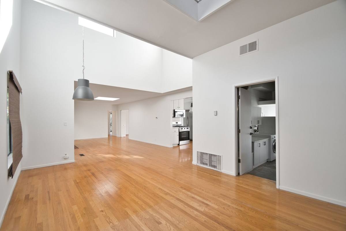 House for rent at 654 24th St, Hermosa Beach, CA 90254