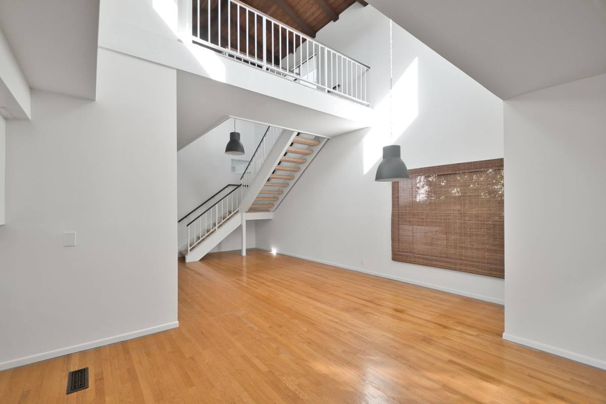 House for rent at 654 24th St, Hermosa Beach, CA 90254
