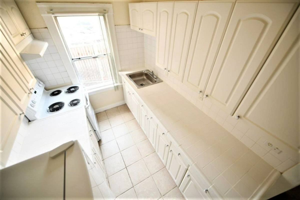 Apartment for rent at 1530 Harrison St, Oakland, CA 94612