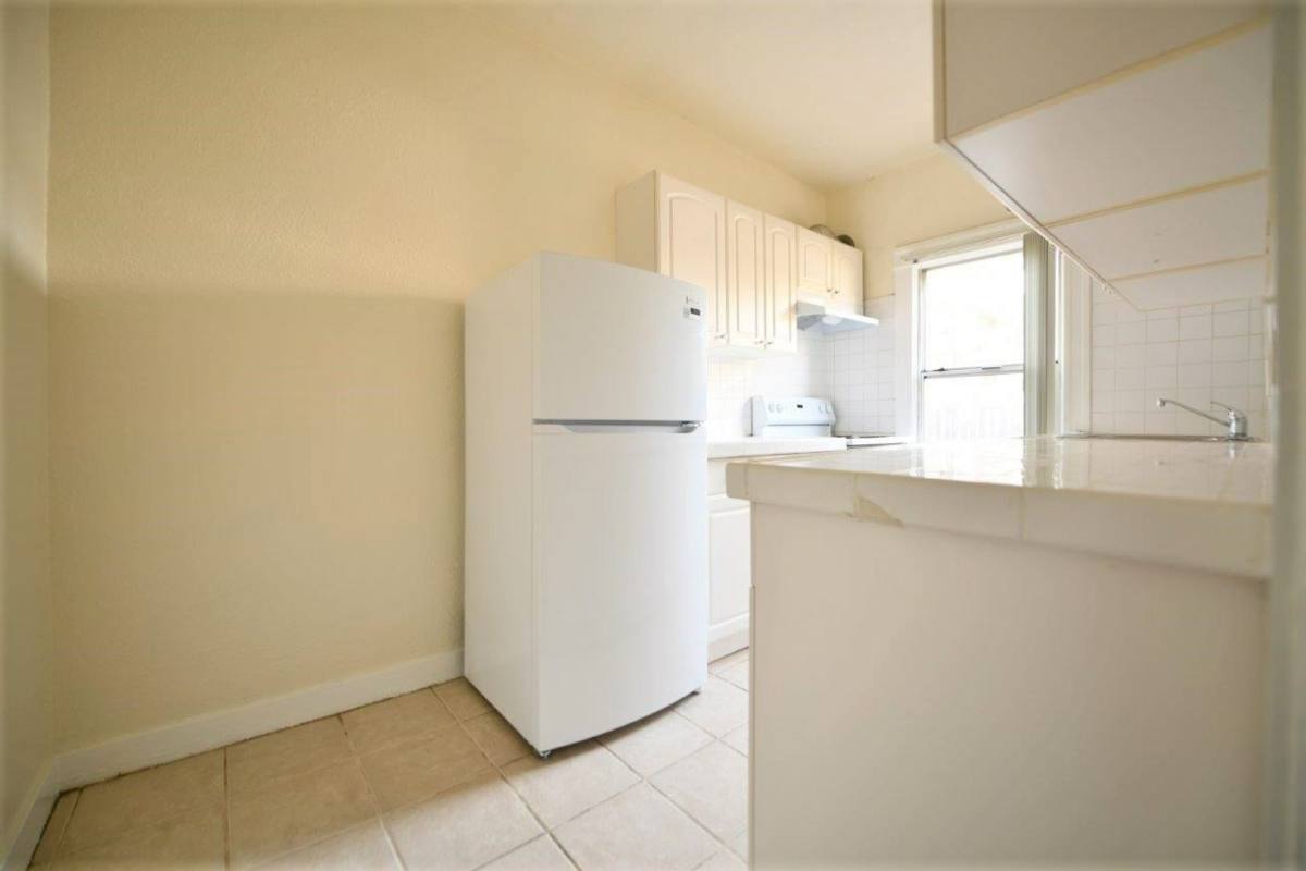 Apartment for rent at 1530 Harrison St, Oakland, CA 94612