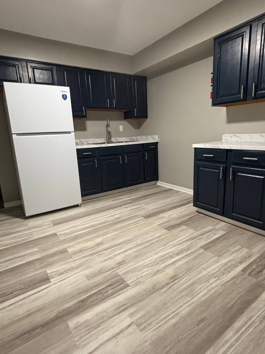 Apartment for rent at 801-09 E 32nd Ave, Gary, IN 46409