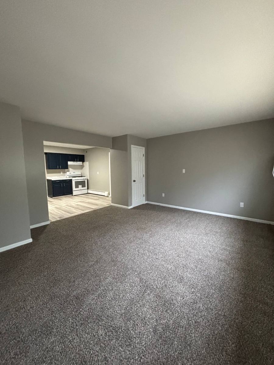 Apartment for rent at 801-09 E 32nd Ave, Gary, IN 46409